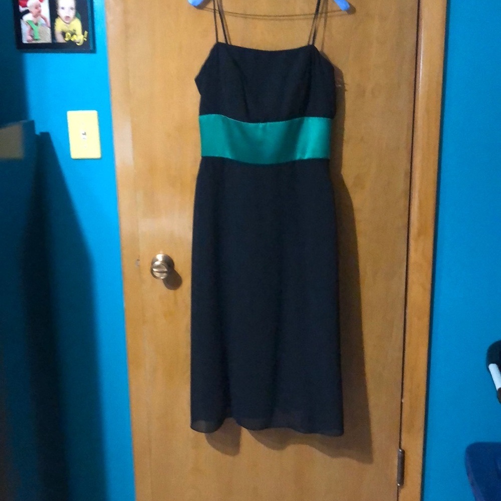 Black 🖤and green 💚bridesmaid dress